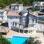 Вилла Karmele *