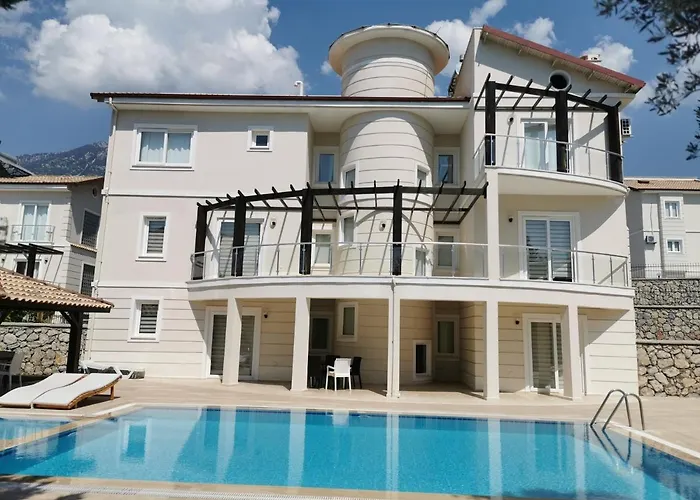 Karmele Vila