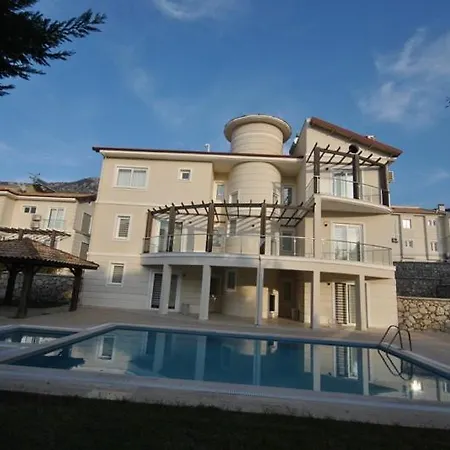 Karmele Вилла Фетхие